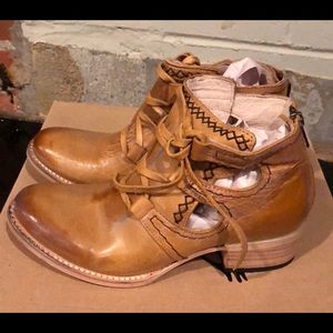 Freebird by Steven Surge Leather Ankle Boots 7